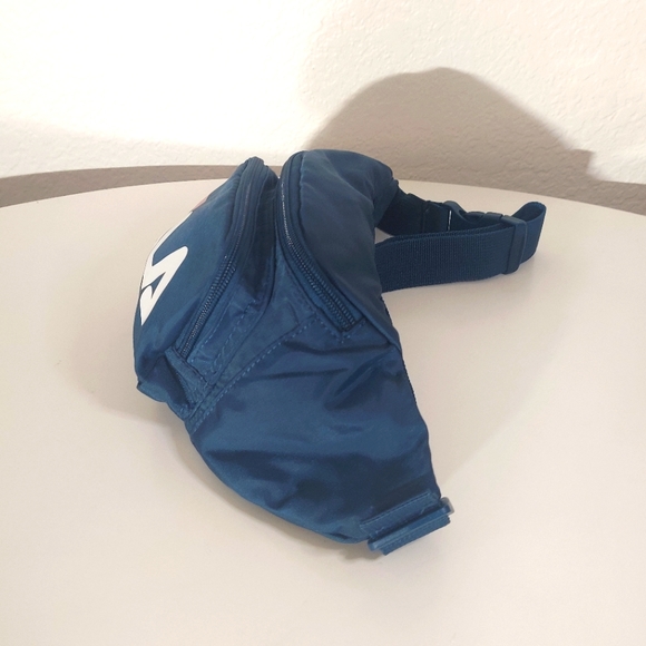 Fila Navy Blue Fanny Pack - Picture 2 of 13